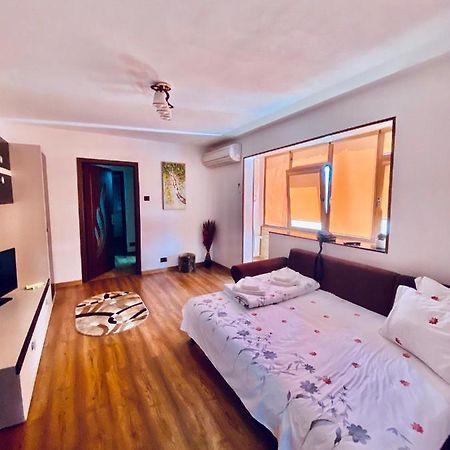 Apartament Sunshine Orşova Exteriör bild