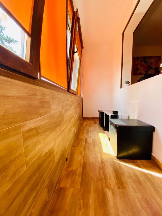 Apartament Sunshine Lägenhet Orşova Exteriör bild